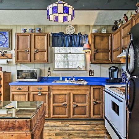 Quiet Cabin With Mountain Views About 3 Mi To Gatlinburg Bagian luar foto